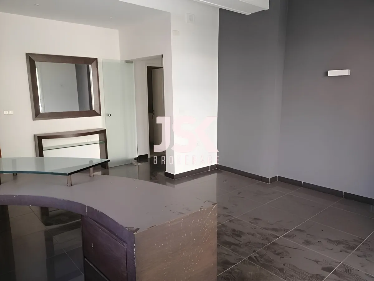 Office for rent in Achrafieh