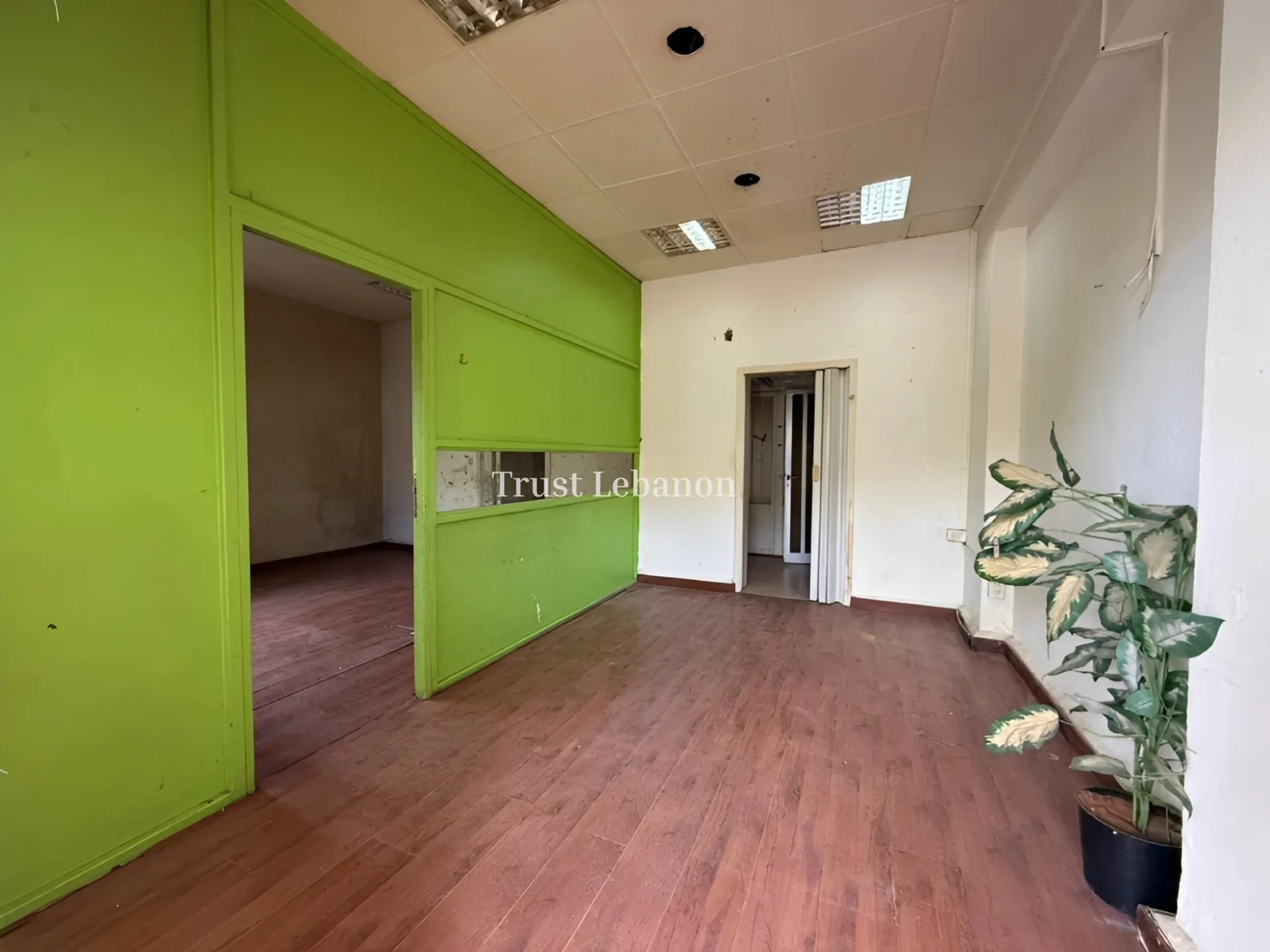 Shop for rent in Broummana, Lebanon
