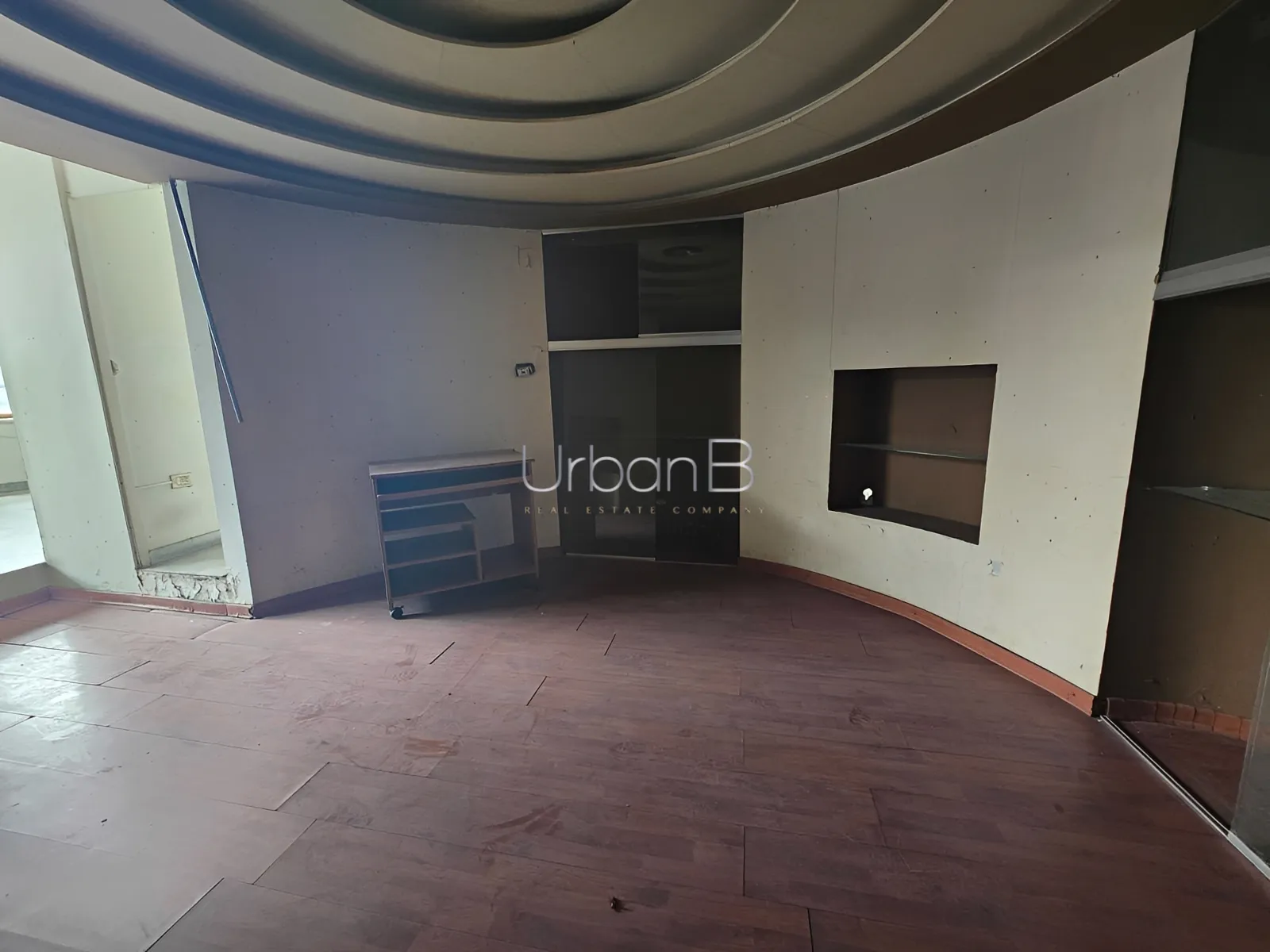 Shop for rent in Hamra, beirut, lebanon