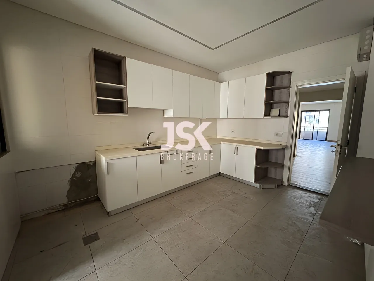 Apartment for Rent in Ras