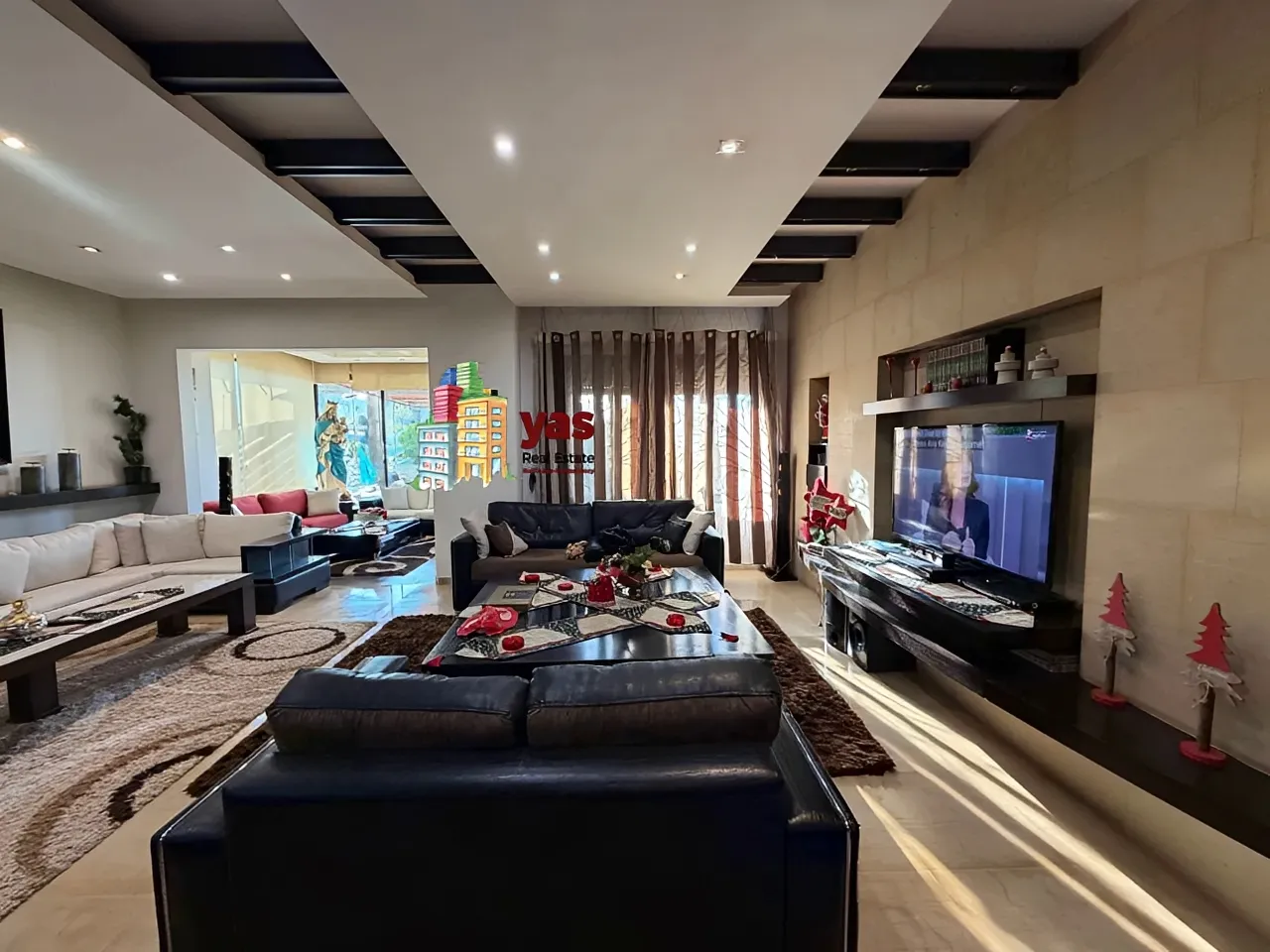 Apartment for Sale in Ballouneh - 3 bed, 4 bath
