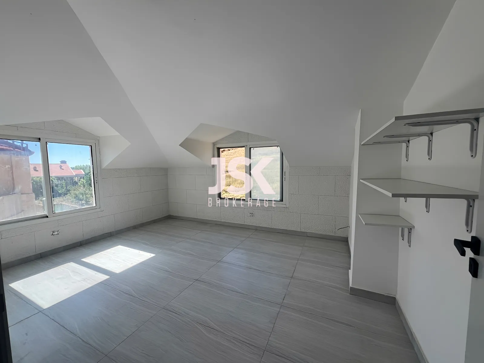 Duplex for Sale in Saoufar
