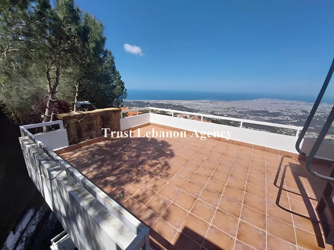 Villa for Sale in Souk Al Ghareb Alay Lebanon