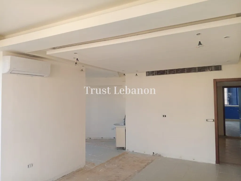 Office for rent in Hamra, Beirut, Lebanon