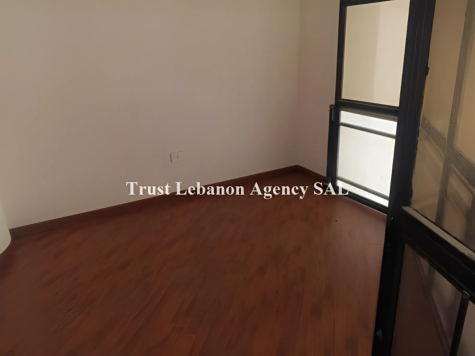 Shop For Rent in Beirut, Ashrafieh