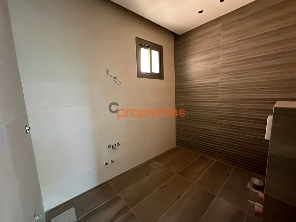Apartment for Sale in Mtaileb