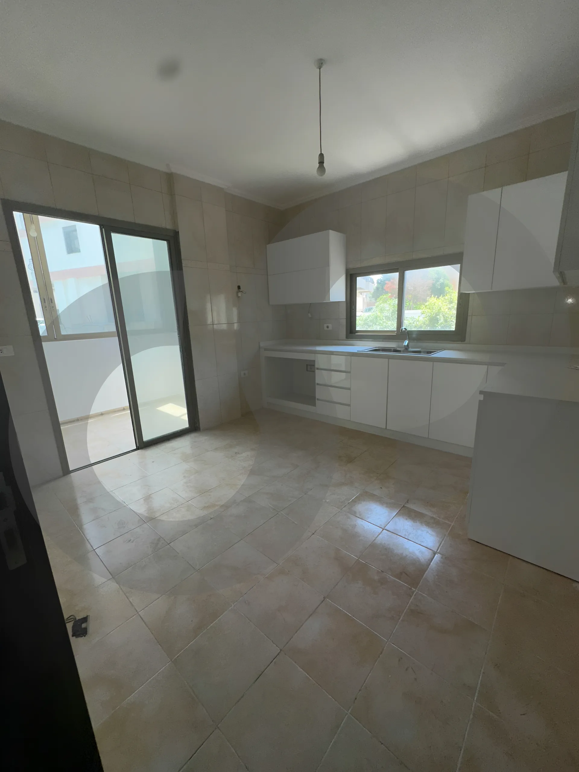 Apartment for Sale in Zalqa - 3 bed, 3 bath