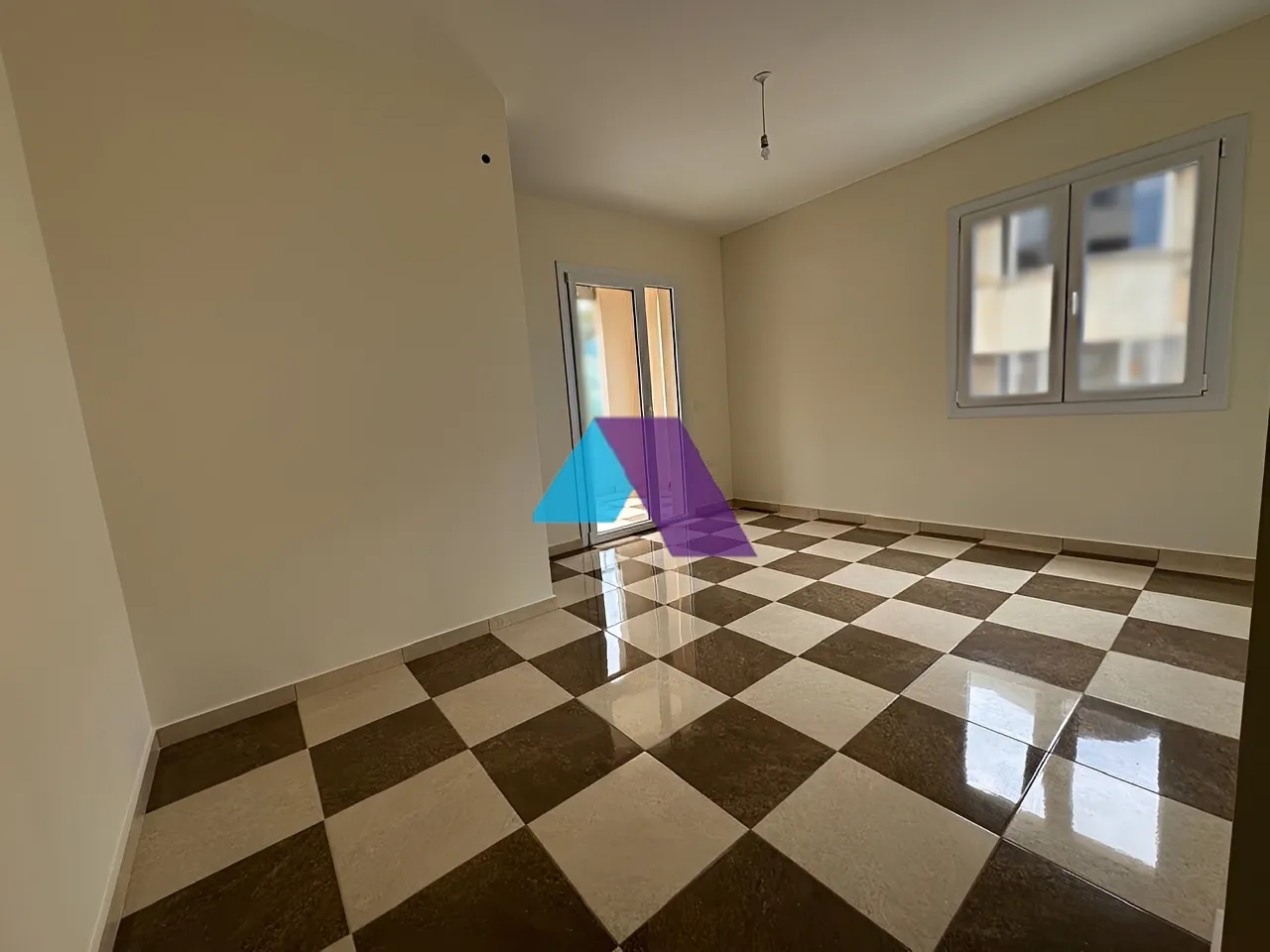 Apartment for Sale in Halat