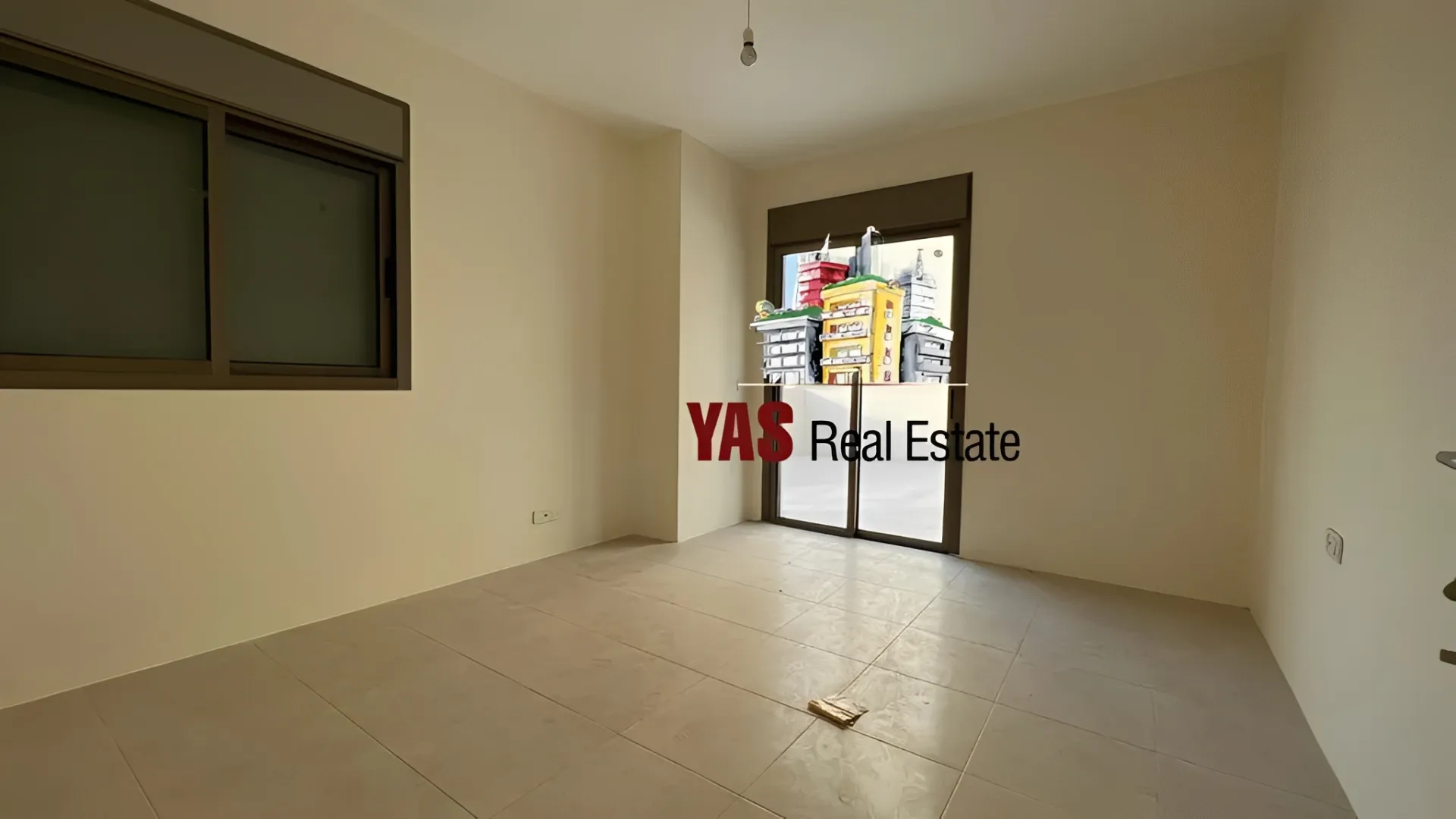 Apartment for Sale in Ballouneh - 3 bed, 3 bath