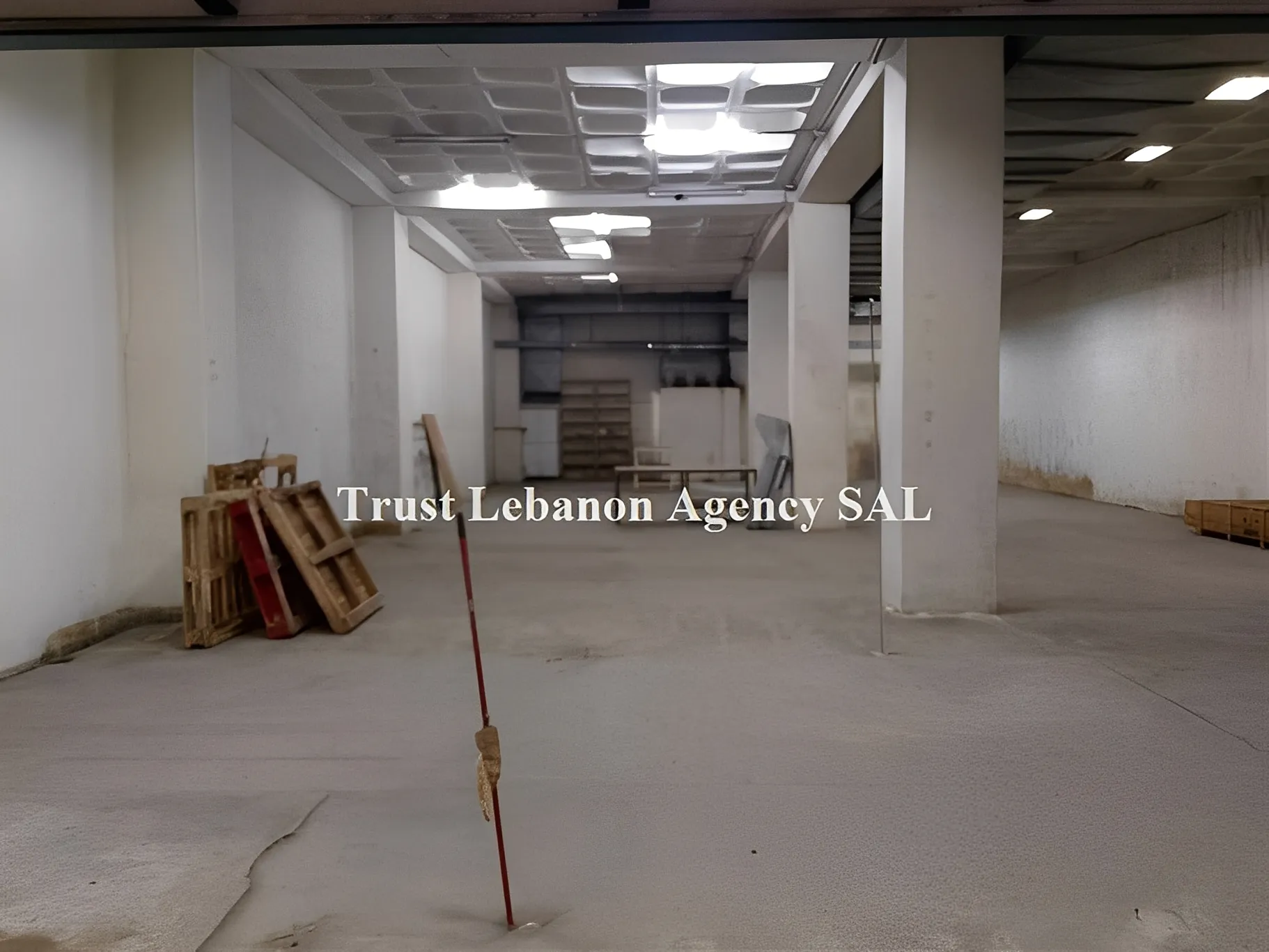 Warehouse for sale in Mar Roukouz