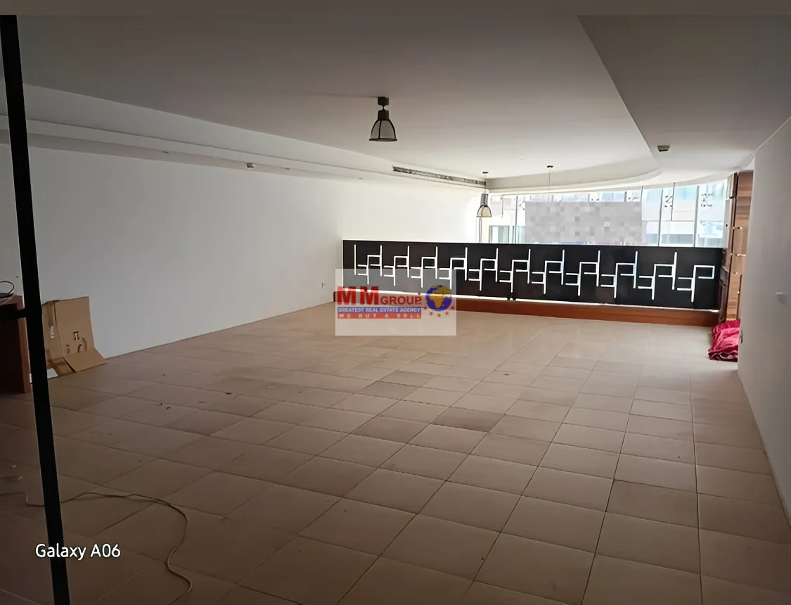 Shop for rent in Dekwaneh