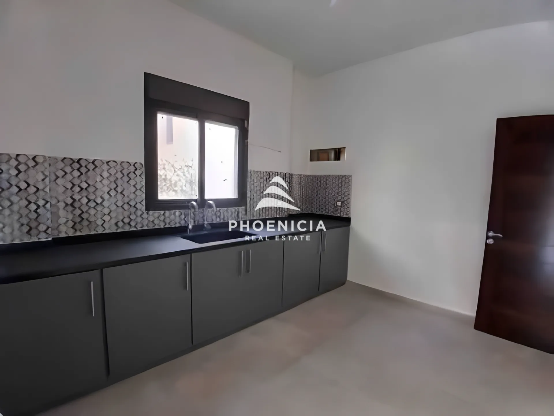 Apartment for sale in Blat