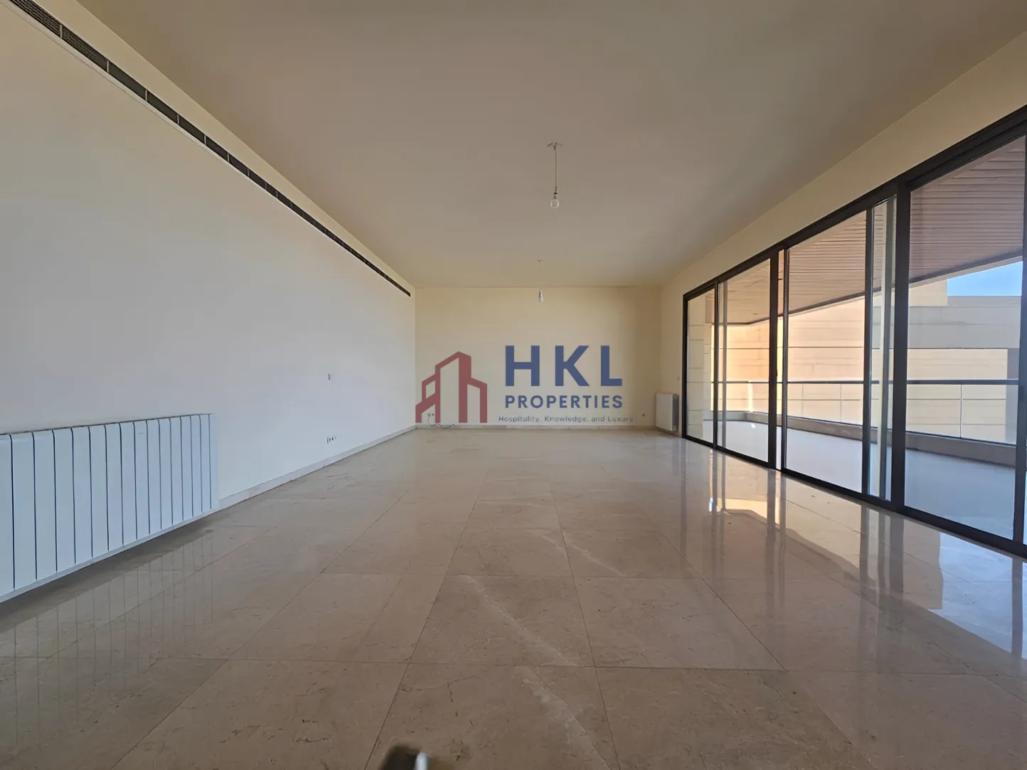 Apartment for rent in Achrafieh, Beirut, Lebanon - 4 bed, 4 bath