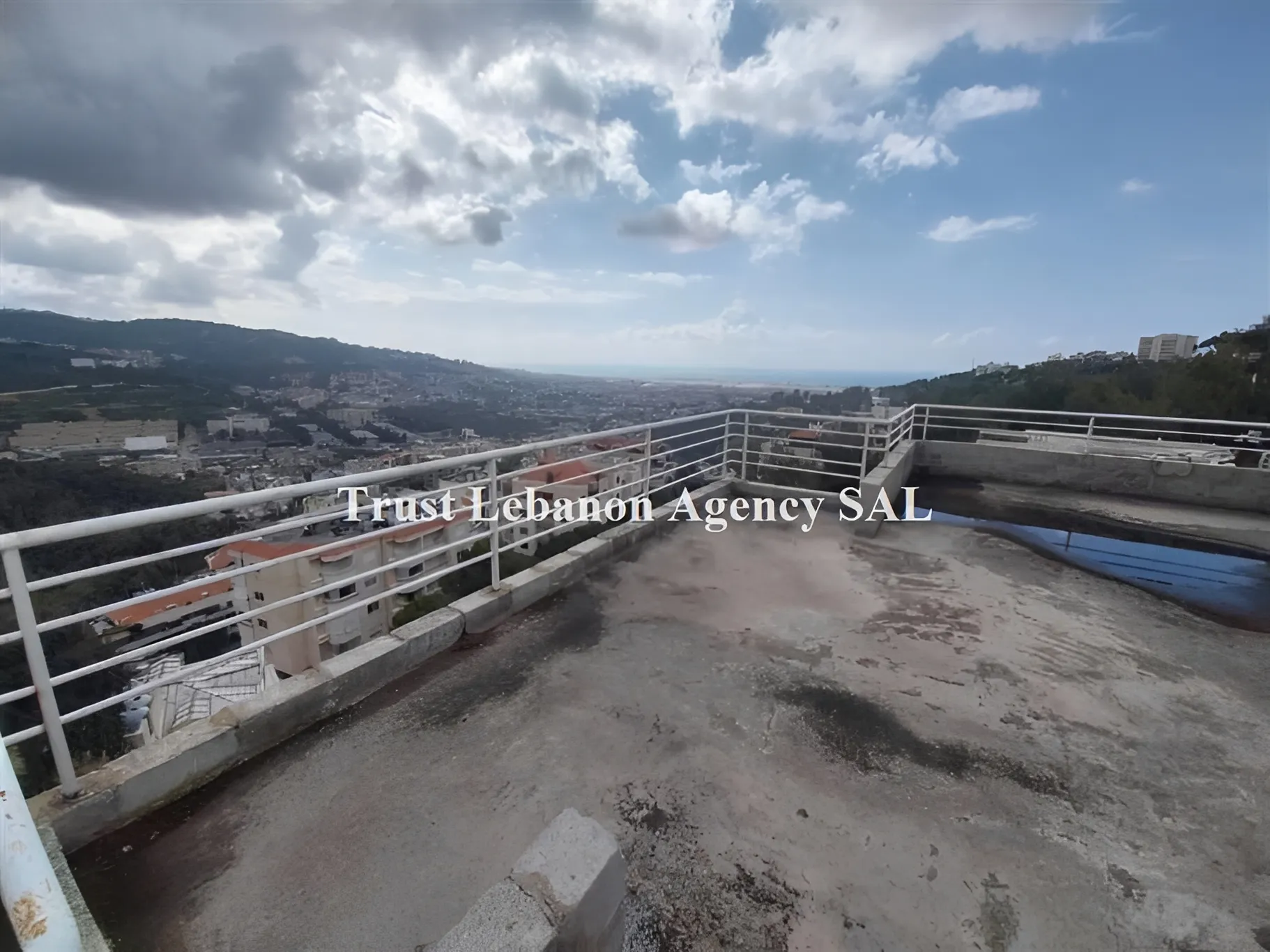 Villa for Sale in Baabda Botchay