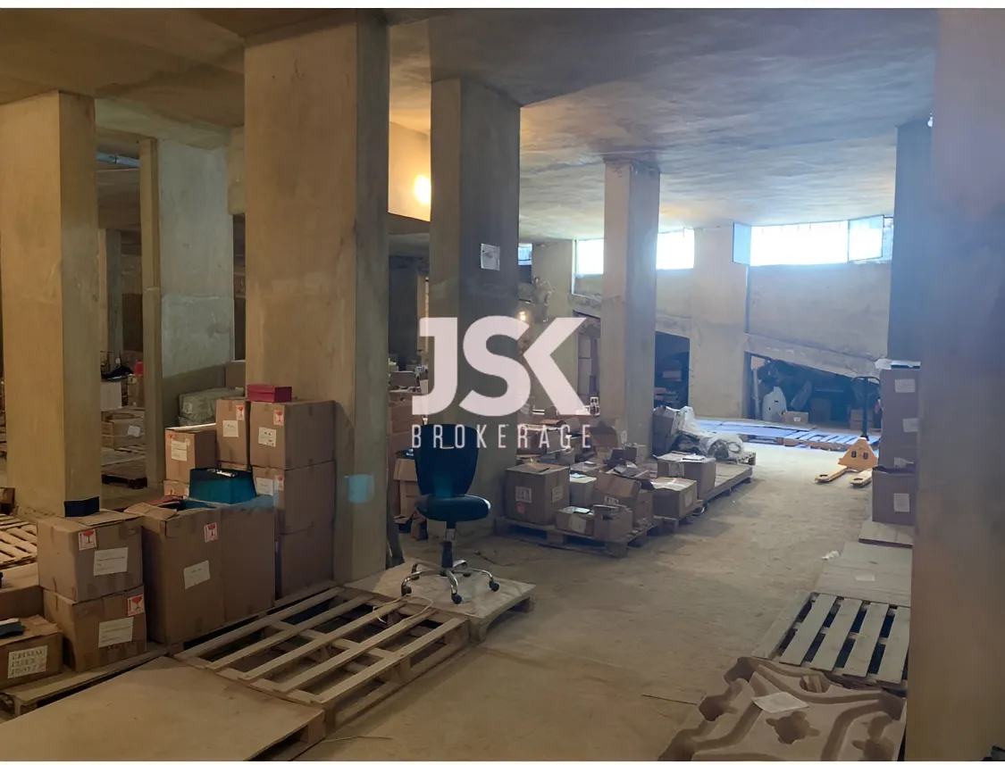 Warehouse for sale in Baouchriyeh