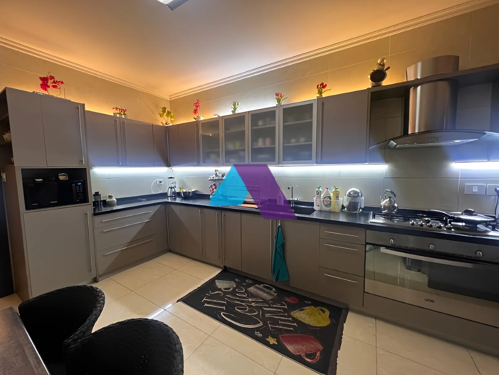 Apartment for Sale in Hazmieh - 4 bed, 3 bath