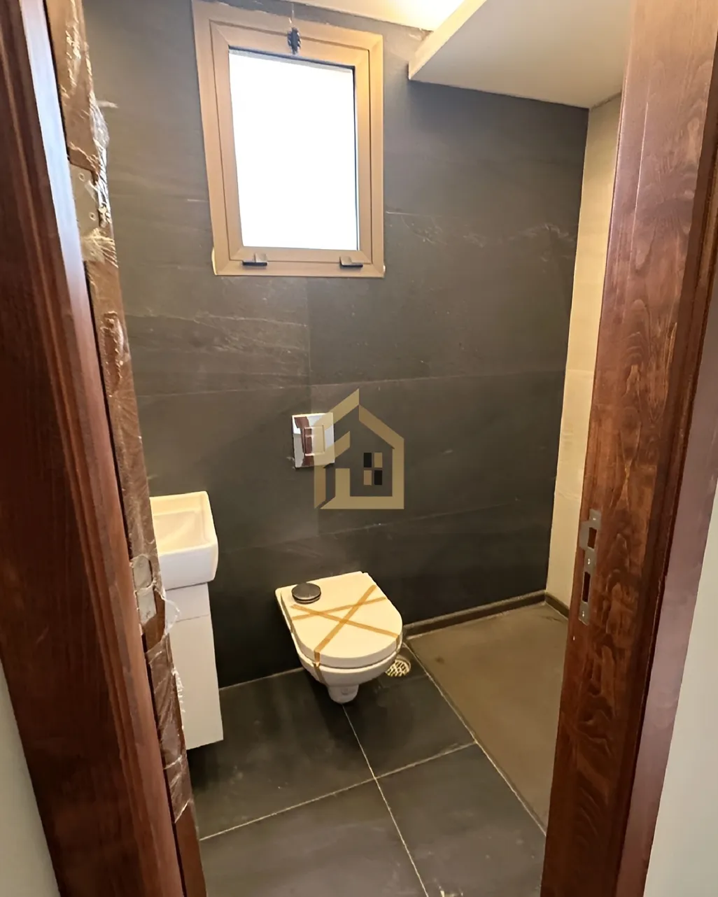 Apartment for sale in Naqqache, Lebanon - 3 bed, 3 bath