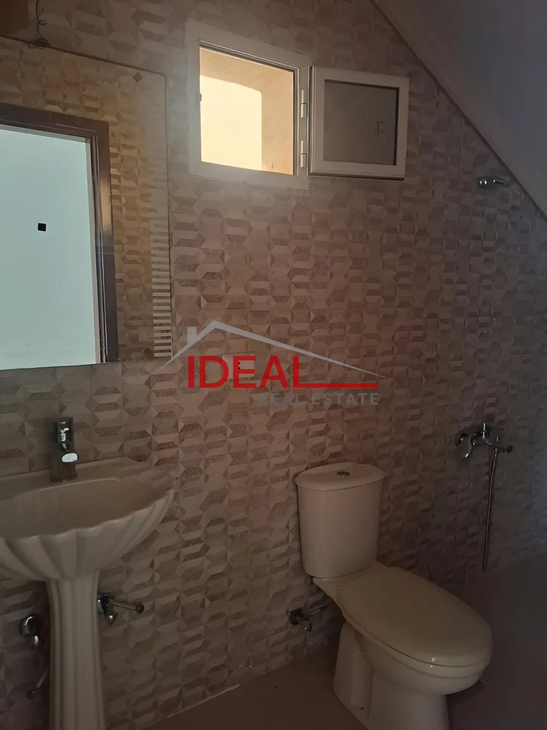 Duplex for sale in Kfar Yassine