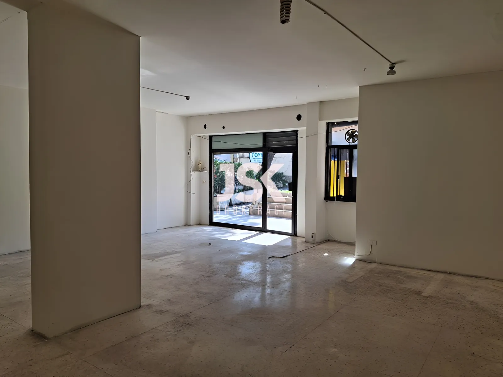 Office for Sale in Sarba
