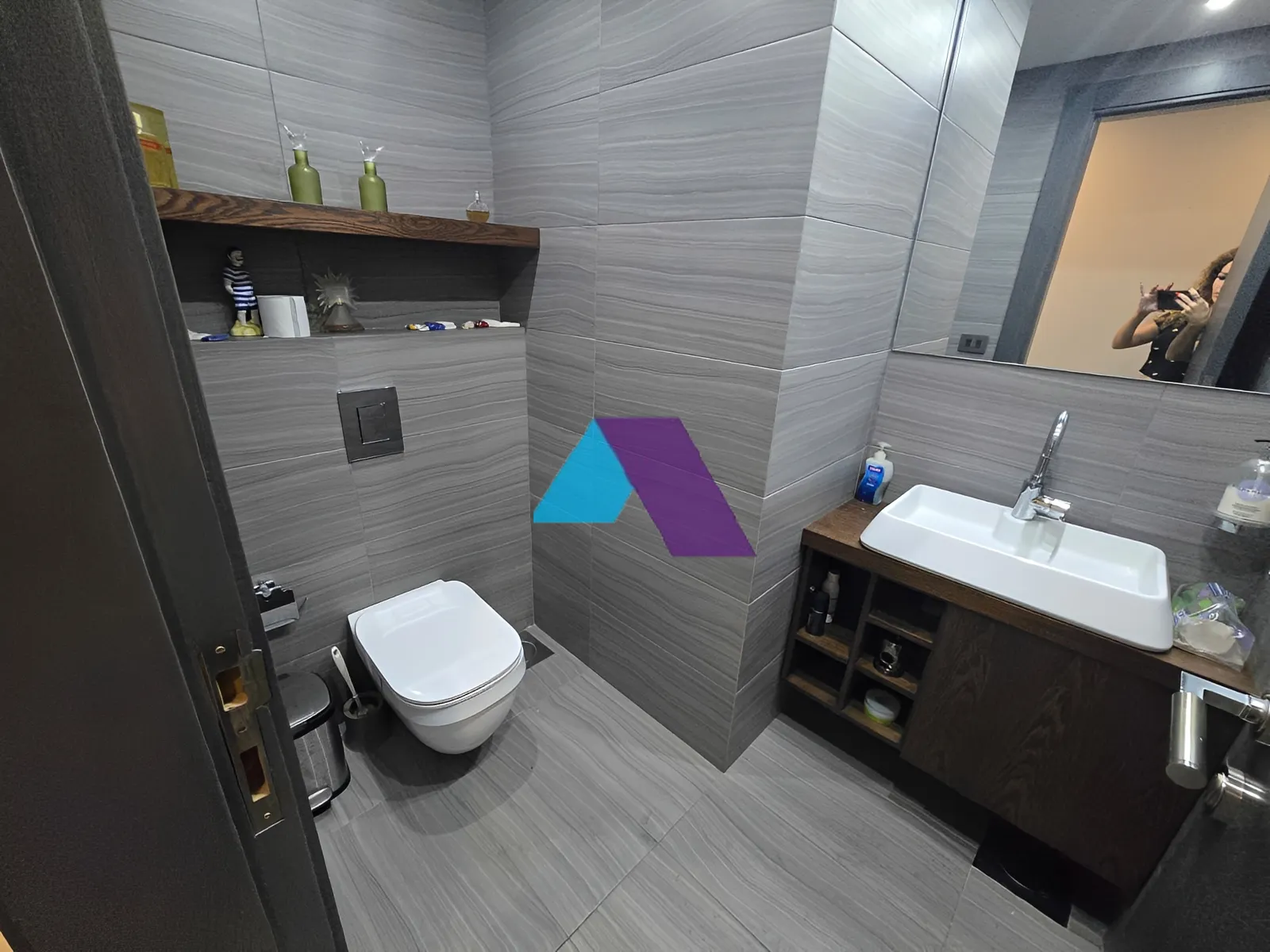 Apartment for rent in Mar Takla