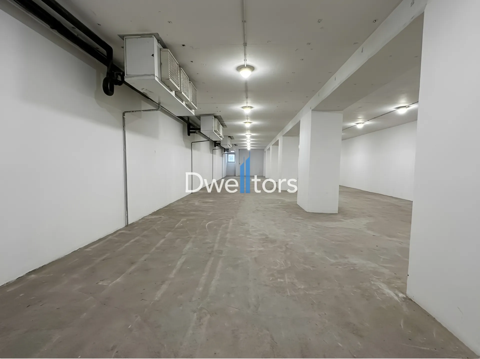 Warehouse for rent in Dekwaneh, Lebanon