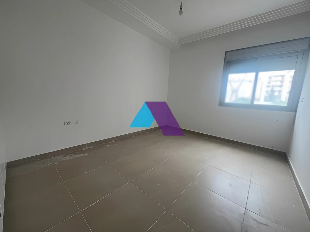 Apartment for Sale in Haret Sakher