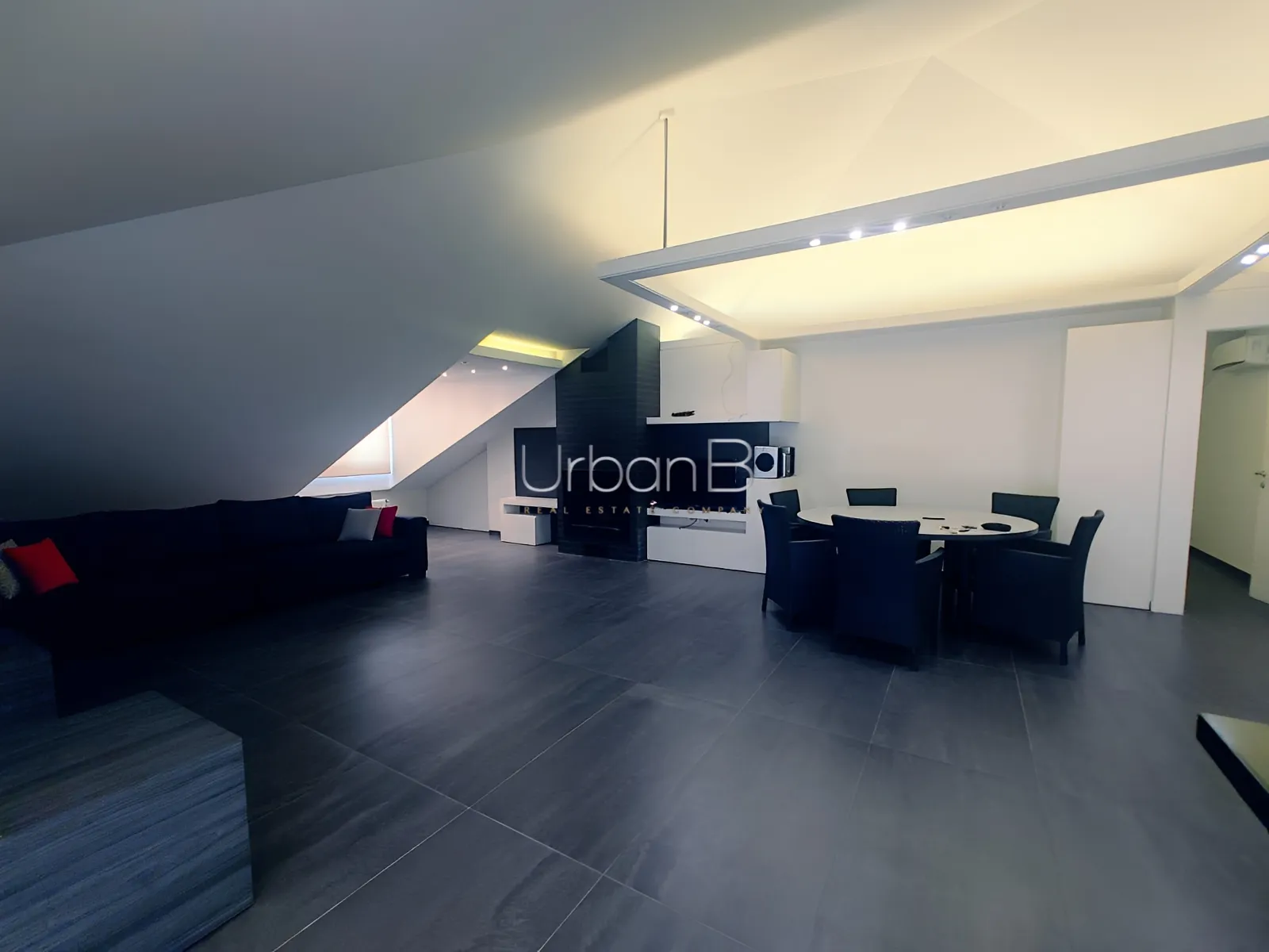 Apartment for rent in Ballouneh, lebanon - 1 bed, 1.5 bath