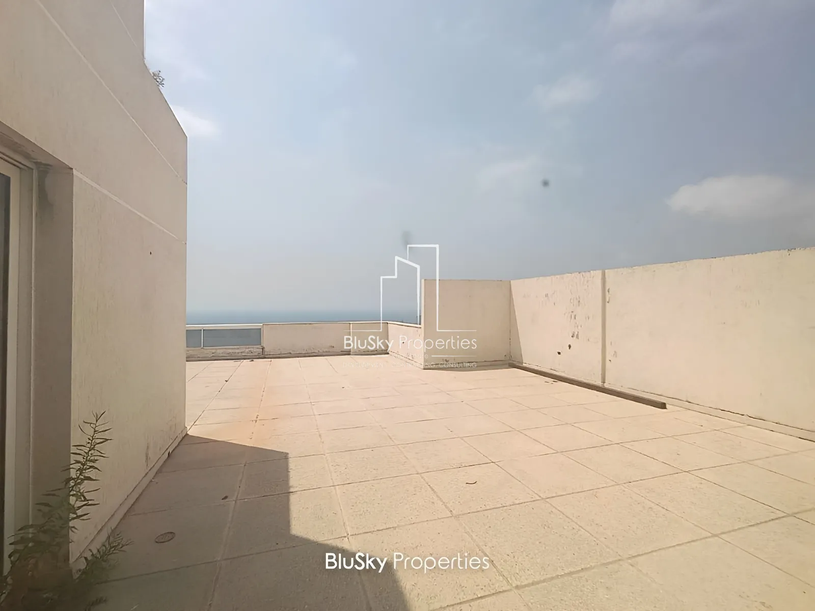 Triplex for Sale in Sahel Alma - 5 bed, 7 bath