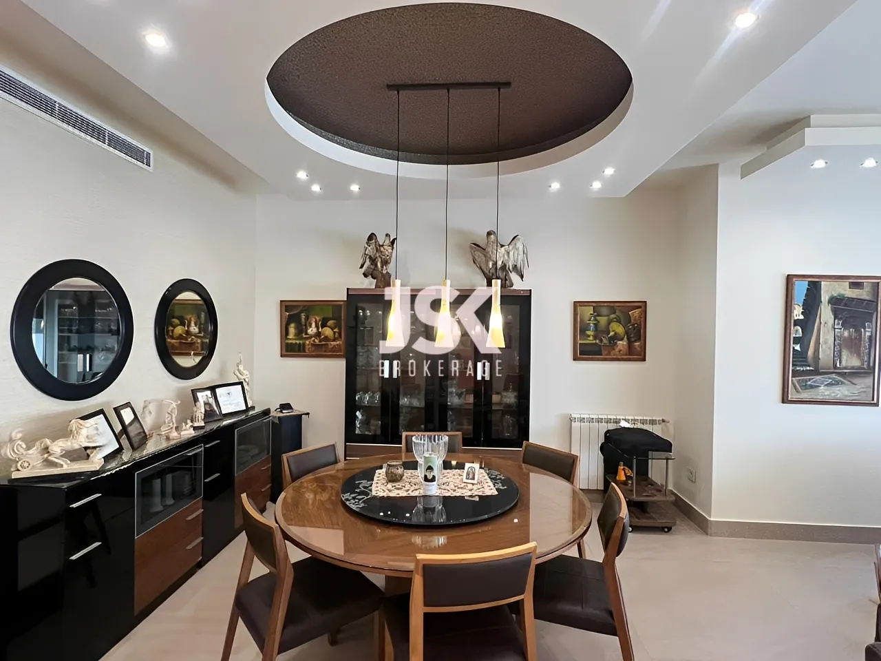 Apartment for Sale in Achrafieh - 3 bed, 4 bath