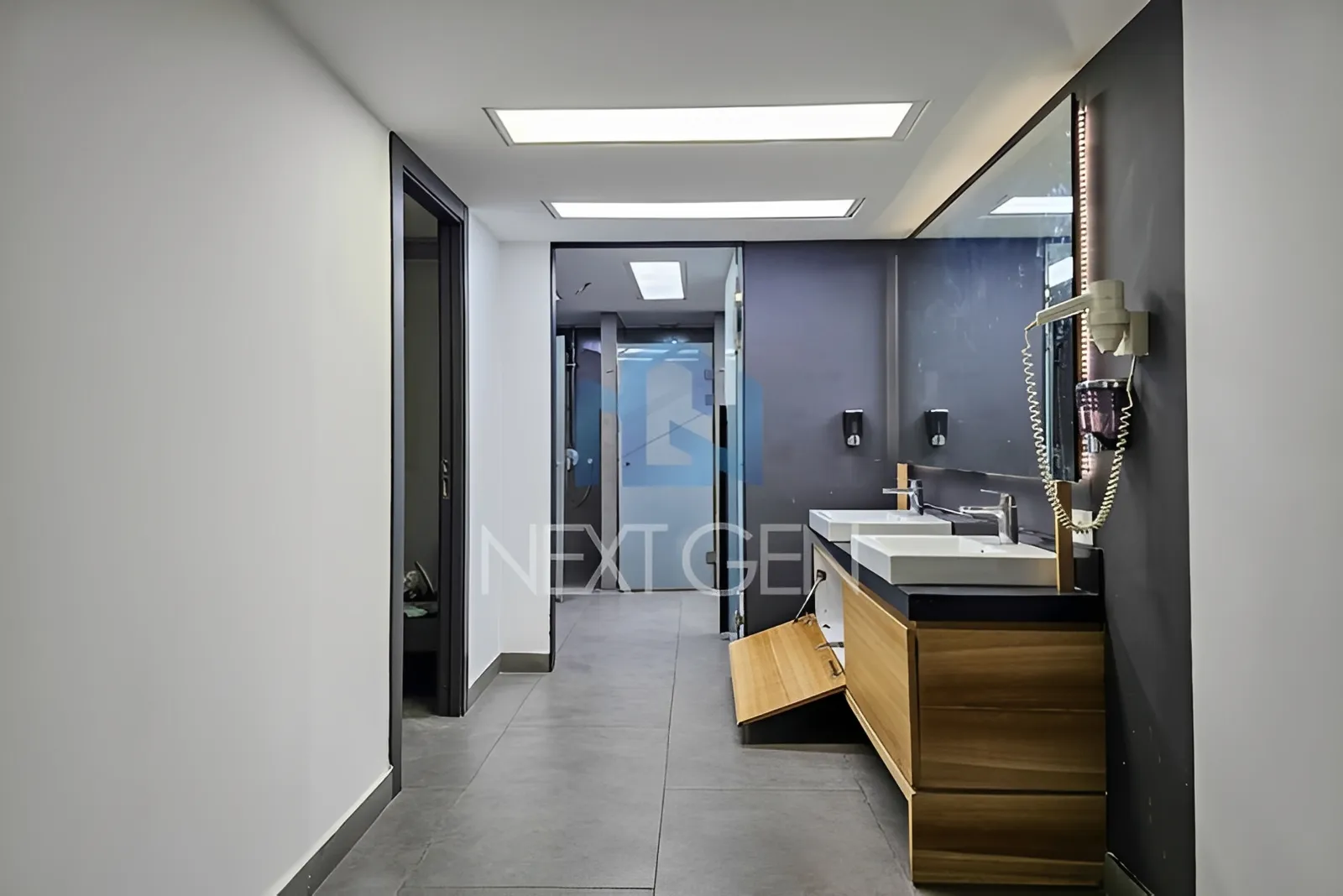 Office for Rent in Achrafieh