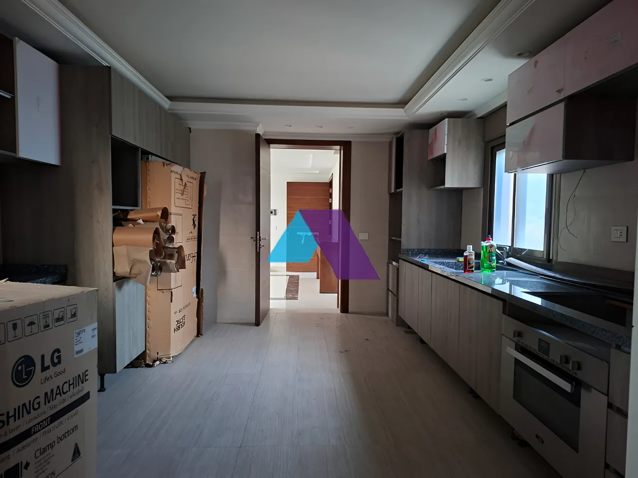 Apartment for Sale in Achrafieh - 4 bed, 4 bath