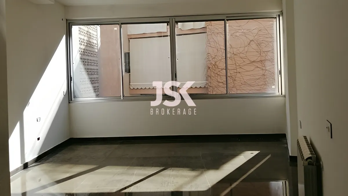 Office for rent in Achrafieh