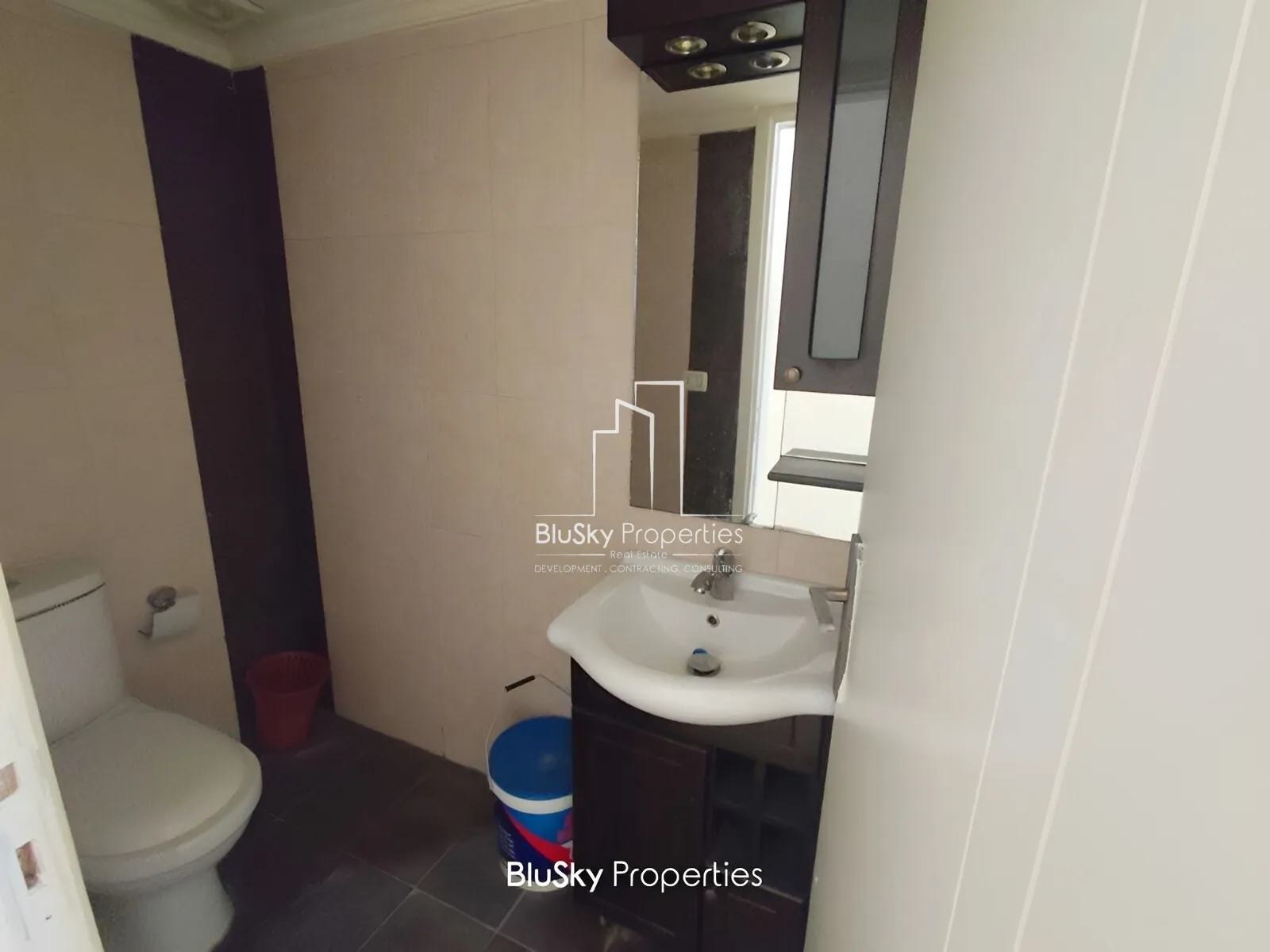 Apartment for Sale in Adonis