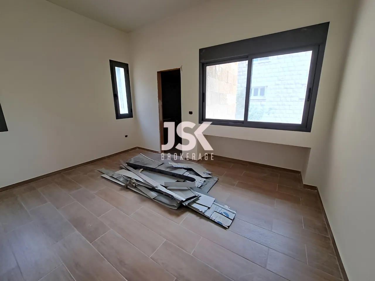 Apartment for Sale in Ain Saadeh - 3 bed, 4 bath