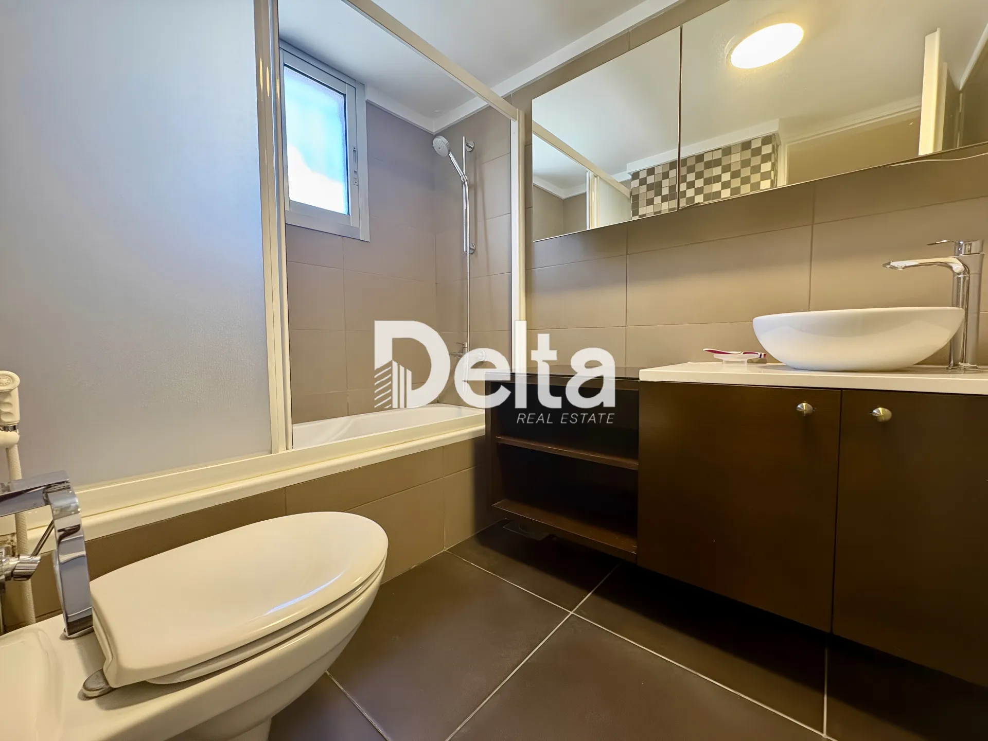 Apartment for rent in Raoucheh, beirut, lebanon