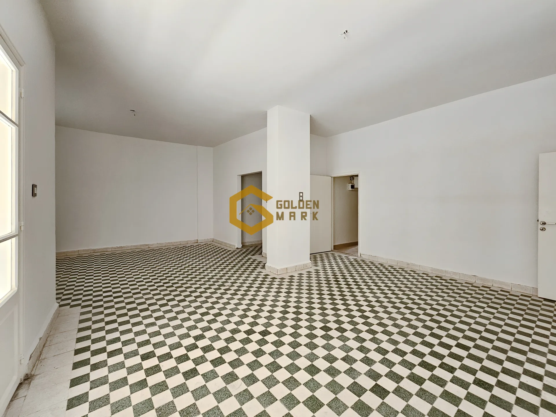 Apartment for Rent in Syoufi, Beirut - 3 bed, 2 bath