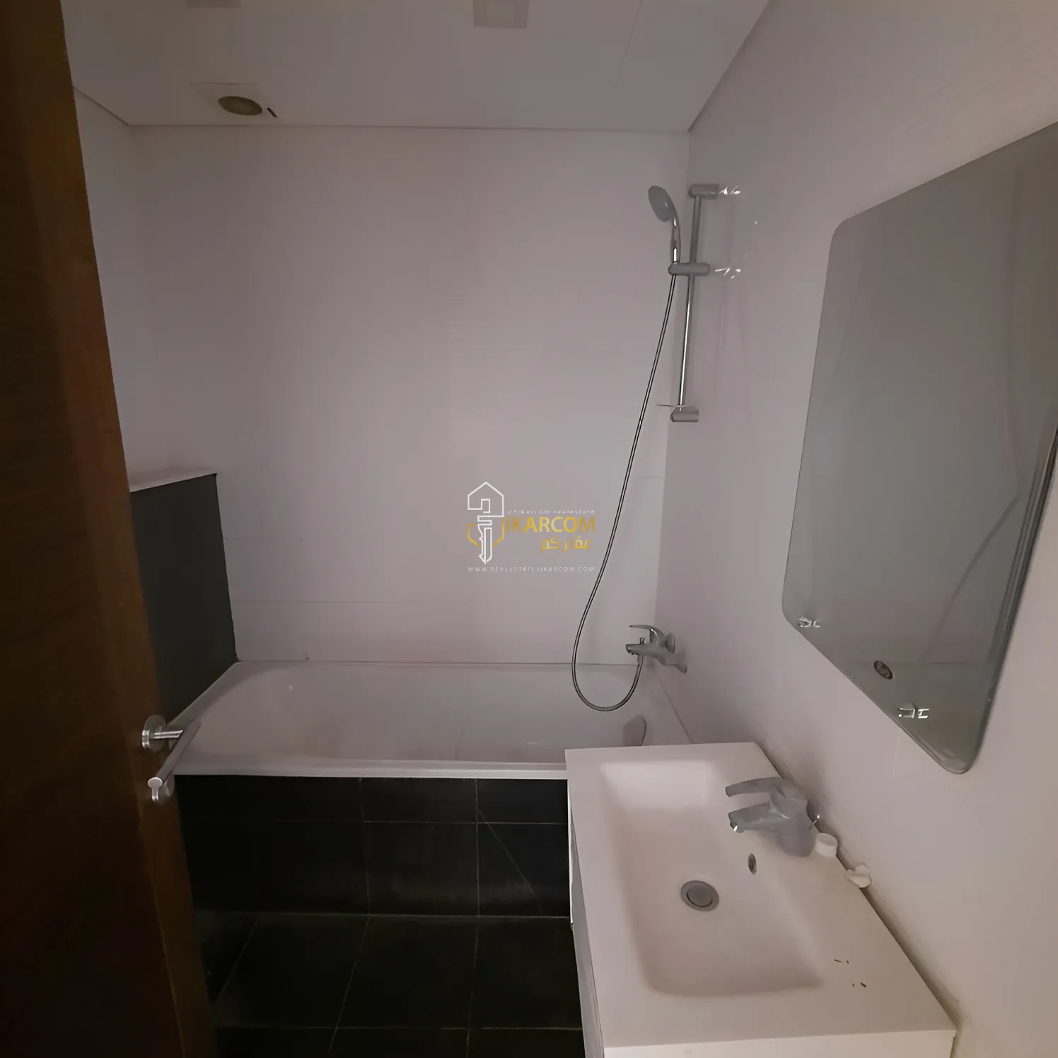 Apartment for Sale in Mar Elias, Beirut