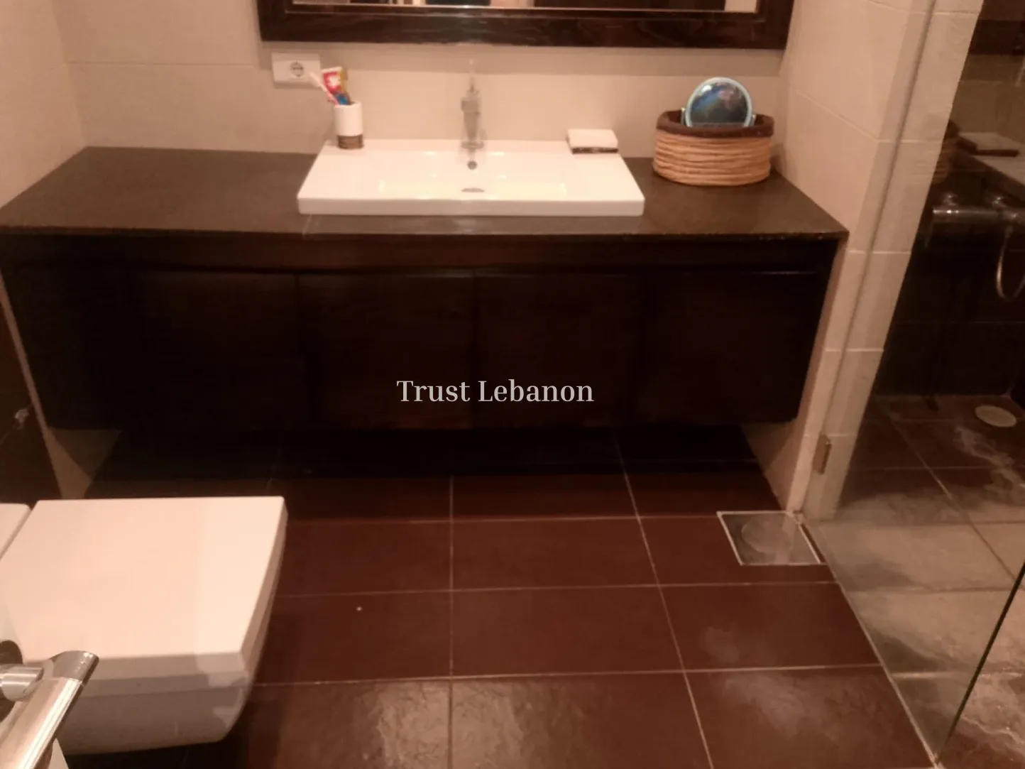 Office for rent in Sin El Fil, Lebanon