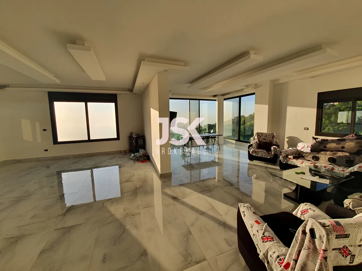 Building for Sale in Ghosta