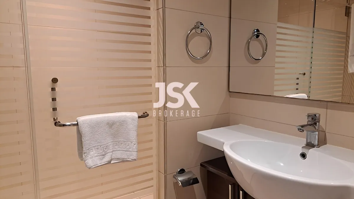 Apartment for Rent in Hamra, Beirut, Lebanon - 1 bed, 1 bath