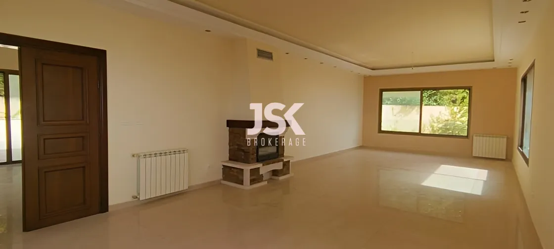 Triplex for Sale in Chnaneir, Lebanon