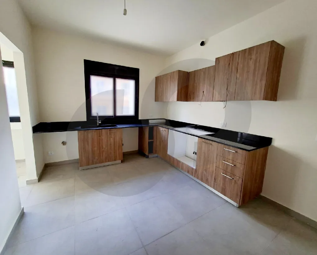 Building for Sale in Blat