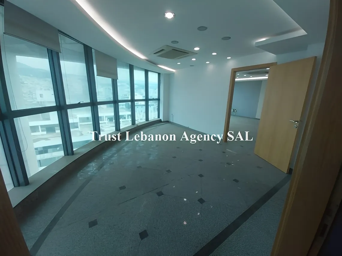 Office for rent in Metn, Berej Hamoud