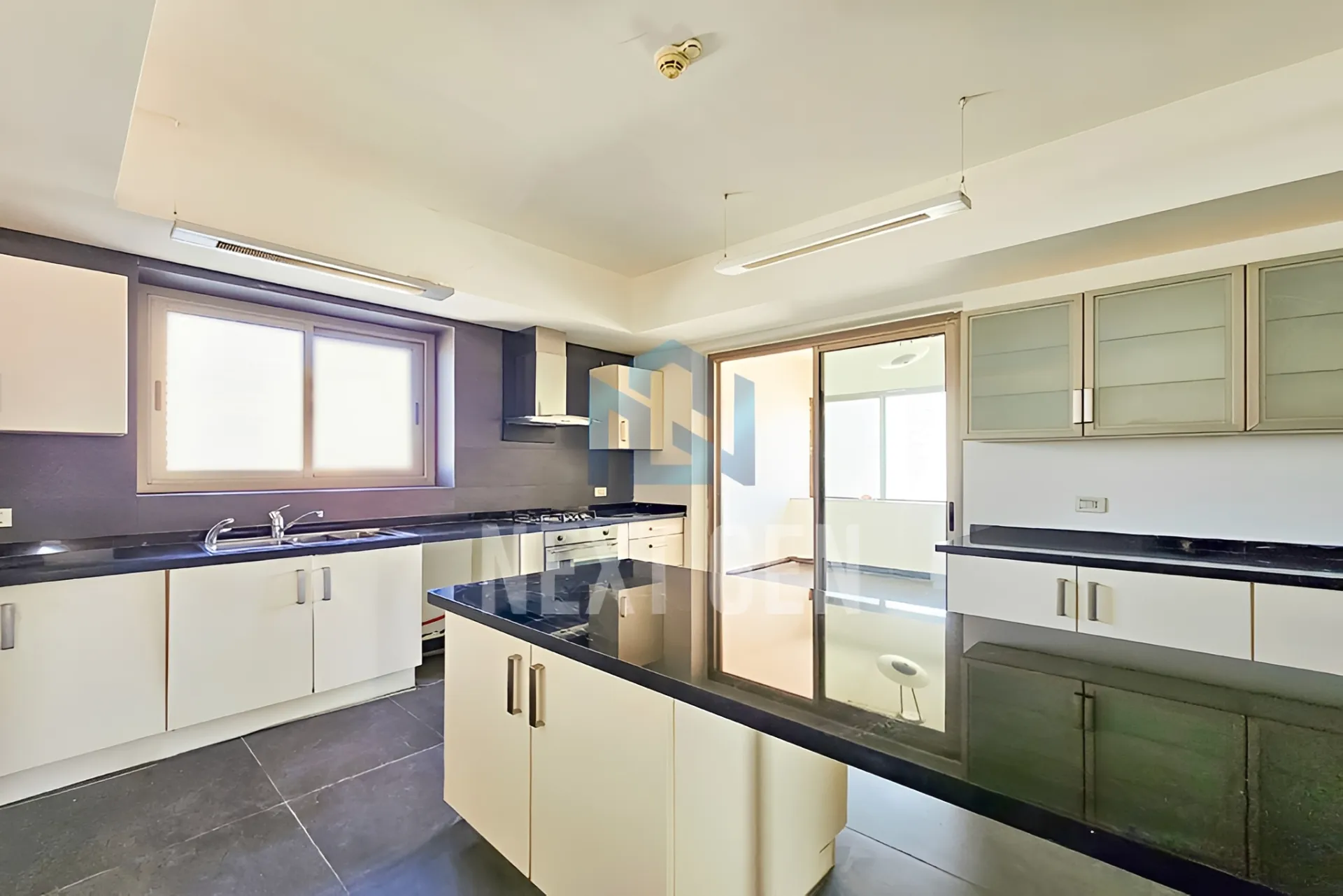 Apartment for sale in Ras El Nabaa, Bayrut, Lebanon