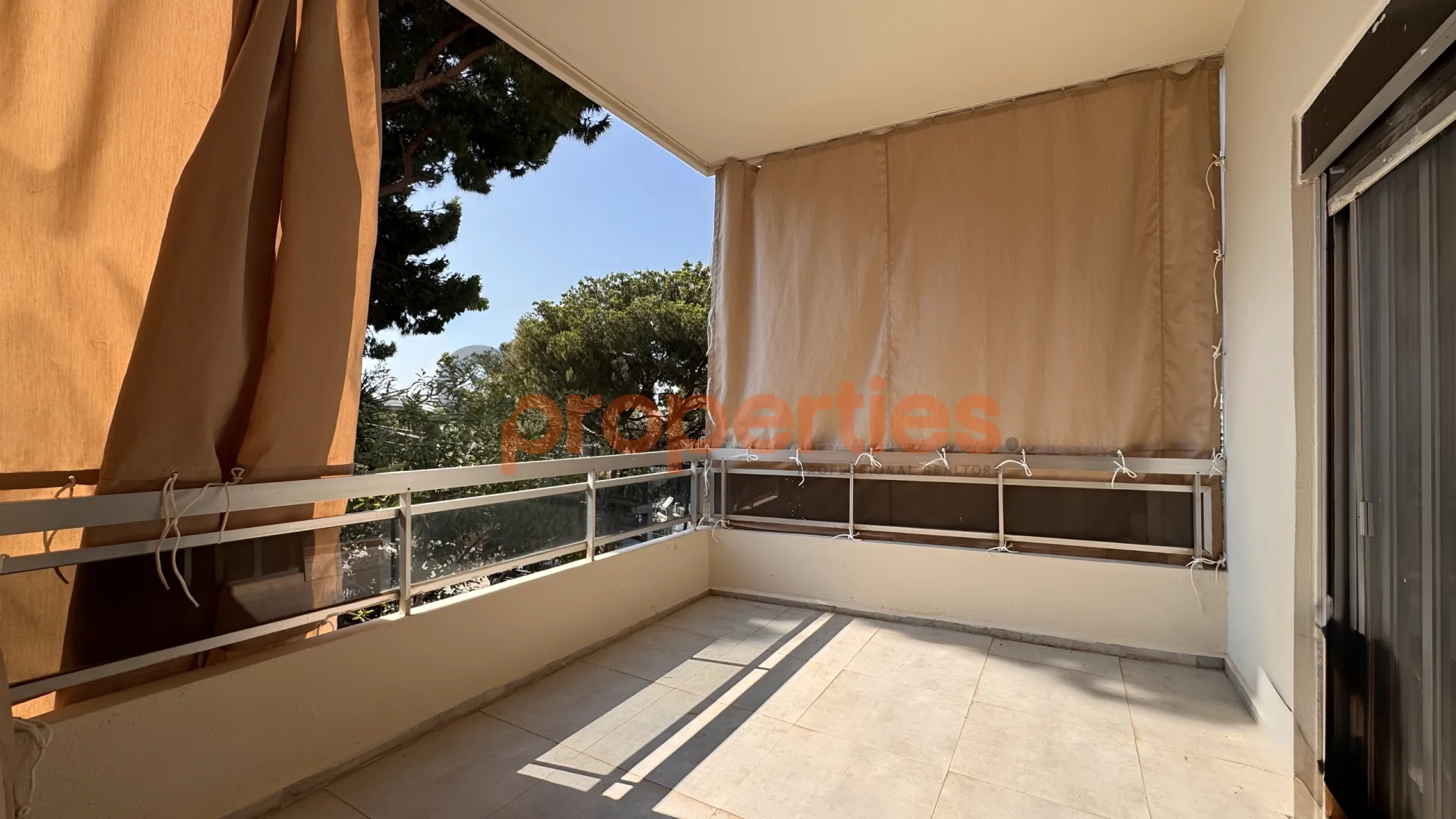 Apartment for Rent in Aaoukar