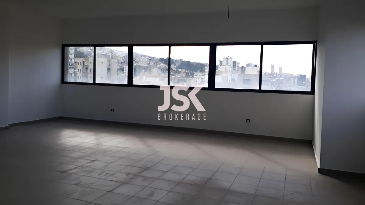 Office for sale in Jdeideh