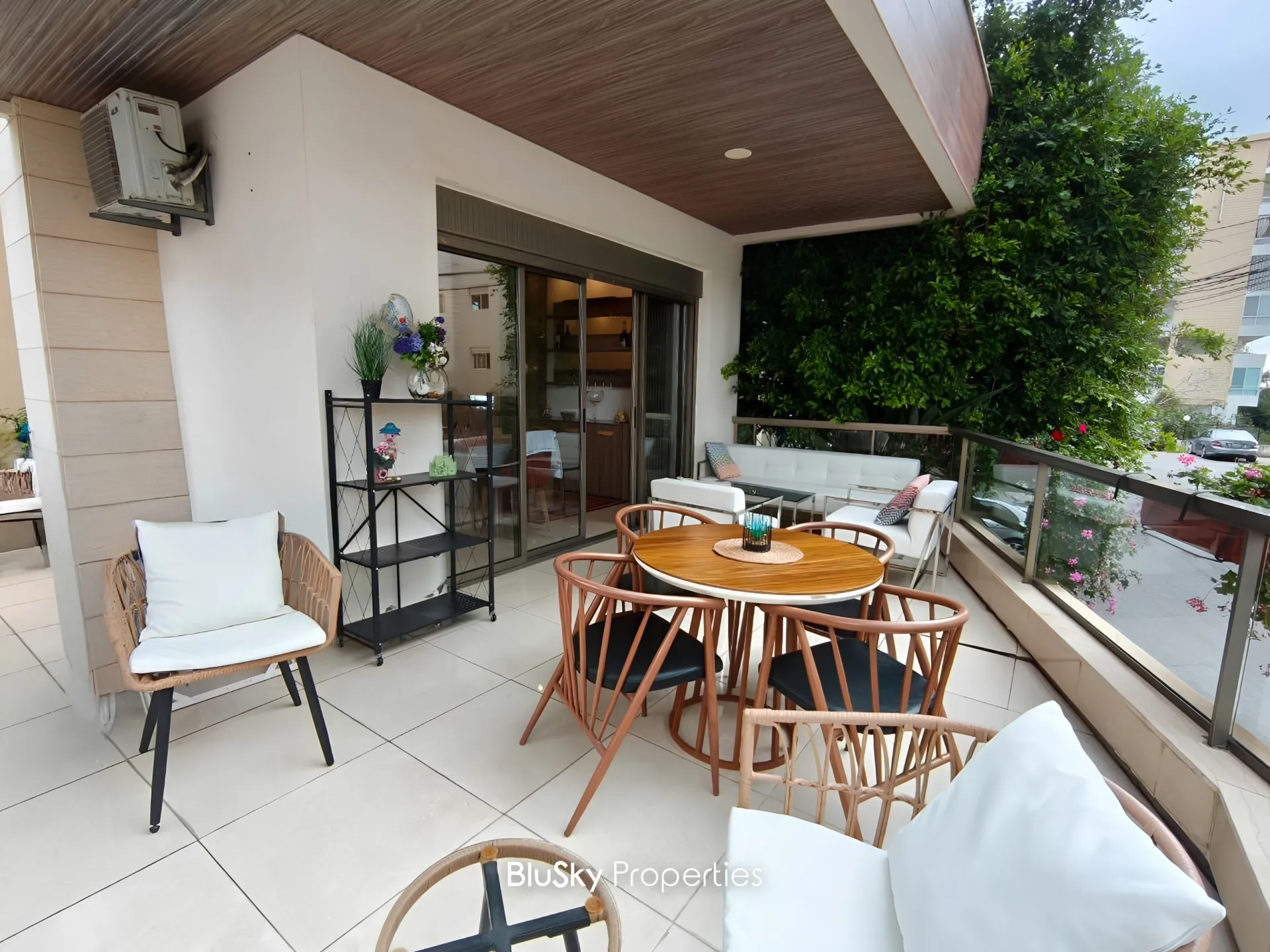 Apartment for sale in Mazraat Yachoua