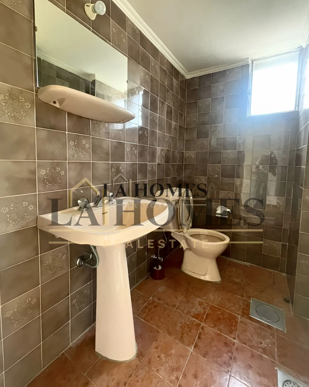 Apartment for sale in Aatchane - 2 bed, 2.0 bath