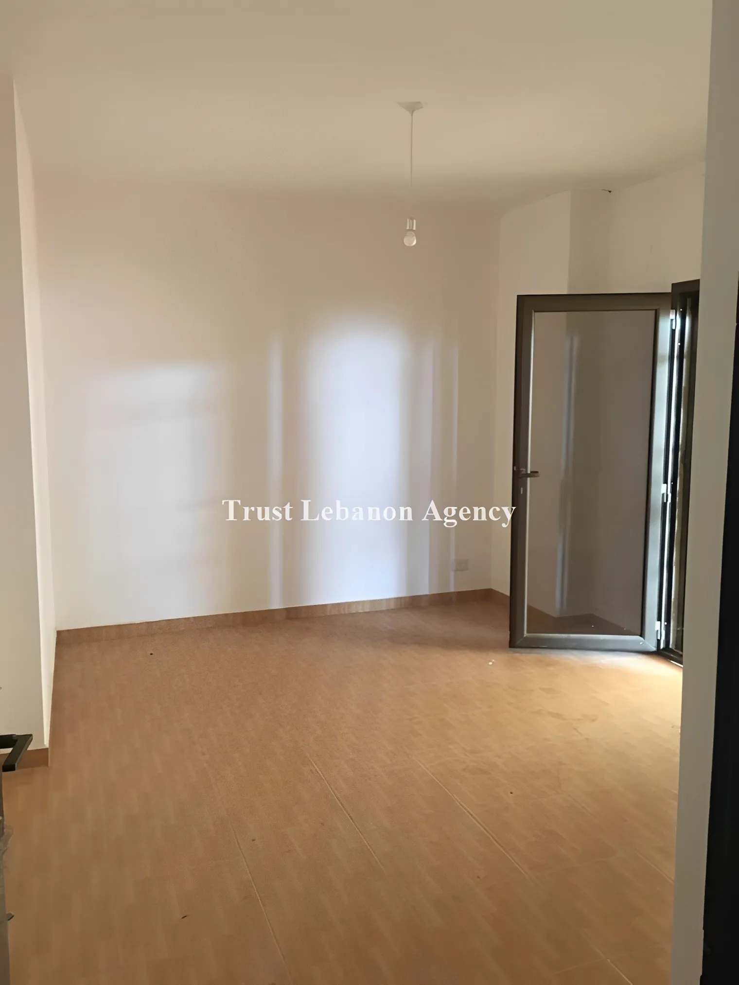 Apartment for Sale in khaldeh Alay - 3 bed, 4 bath