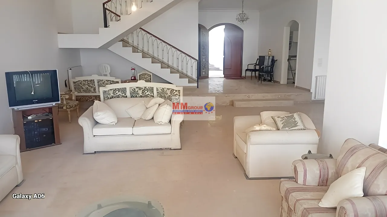 Villa for Sale in Adma